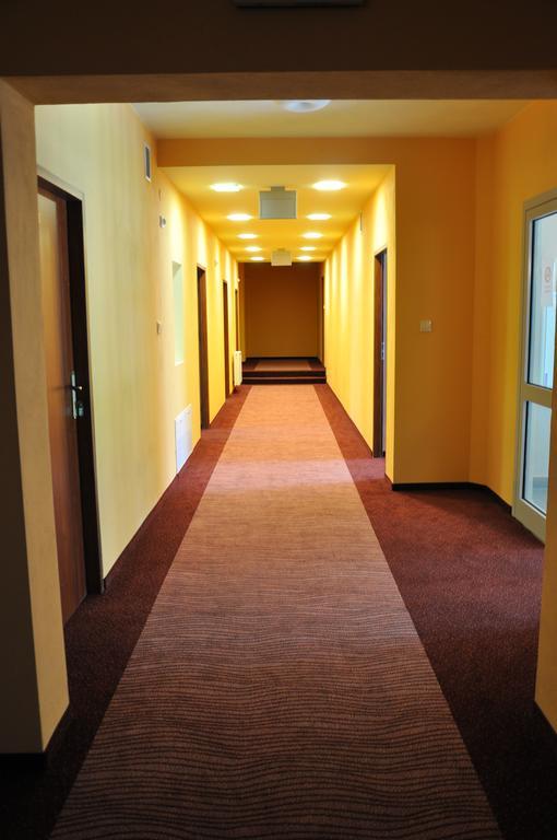 Markiz Lopuszno Bagian luar foto